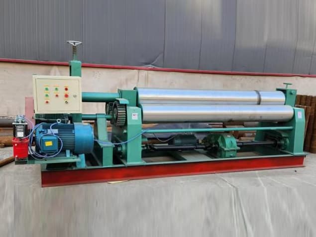 Sheet-metal-rolling-machine-02 (1)